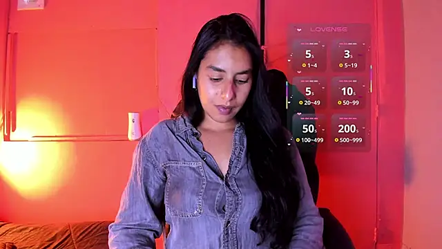 Snapshot of Desipleasure chatting on 12.16.25 Desipleasure online show from 12.16.25