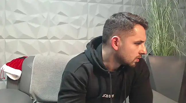 Antoniodiamond online show from 12.03.24