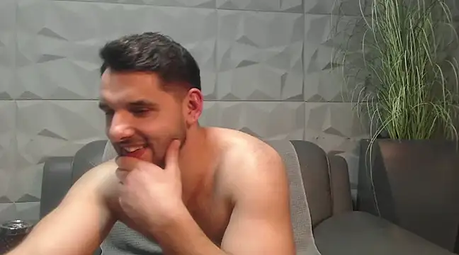 Antoniodiamond online show from 02.10.25