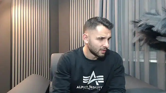 Antoniodiamond online show from 09.19.25