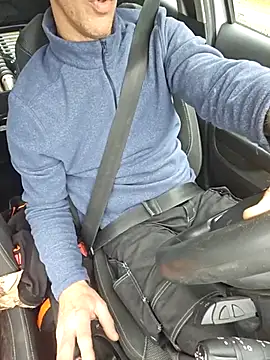 Xcoquinx online show from 10.20.25