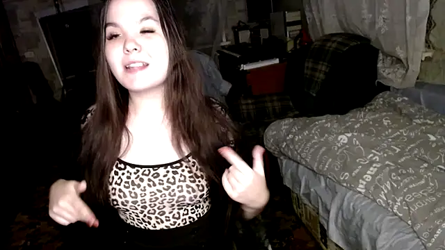 Var Kiss online show from 02.23.25