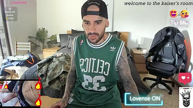 Snapshot of kaiser679_ chatting on 09.10.25 kaiser679 online show from 09.10.25