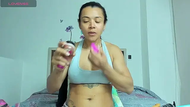 Bessie32 online show from 02.05.25