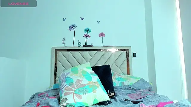 Bessie32 online show from 02.07.25