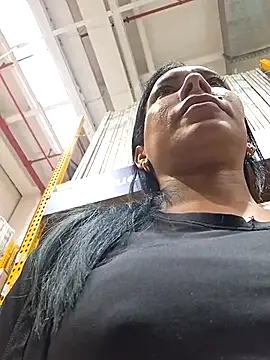 Doll Loren online show from 11.24.25