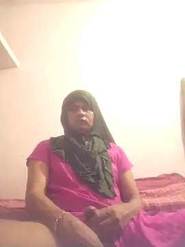 Snapshot of sonalicrossy chatting on 05.16.26 sonalicrossy online show from 05.16.26