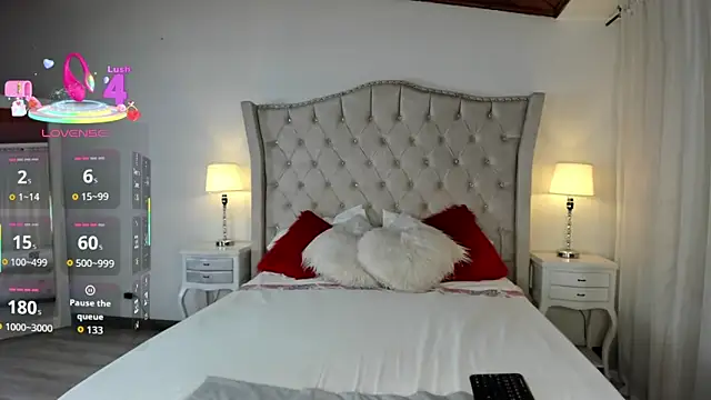 Snapshot of Naughtykitty4 chatting on 02.16.26 Naughtykitty4 online show from 02.16.26