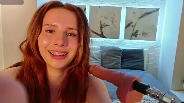Snapshot of Betty_June chatting on 07.10.26 Betty June online show from 07.10.26
