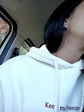 Snapshot of Cataleya80 chatting on 11.20.25 Cataleya80 online show from 11.20.25