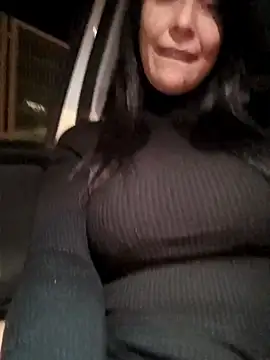 Snapshot of Cataleya80 chatting on 11.21.25 Cataleya80 online show from 11.21.25