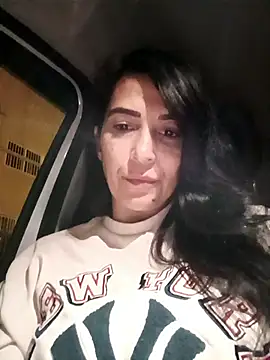 Snapshot of Cataleya80 chatting on 11.27.25 Cataleya80 online show from 11.27.25