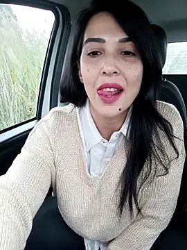 Snapshot of Cataleya80 chatting on 12.01.25 Cataleya80 online show from 12.01.25