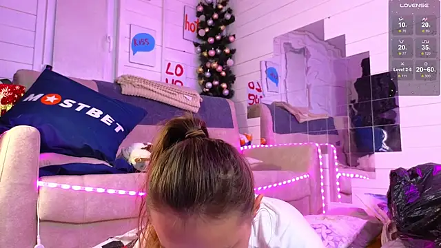 Snapshot of Misss_Vikk chatting on 12.20.24 Misss Vikk online show from 12.20.24