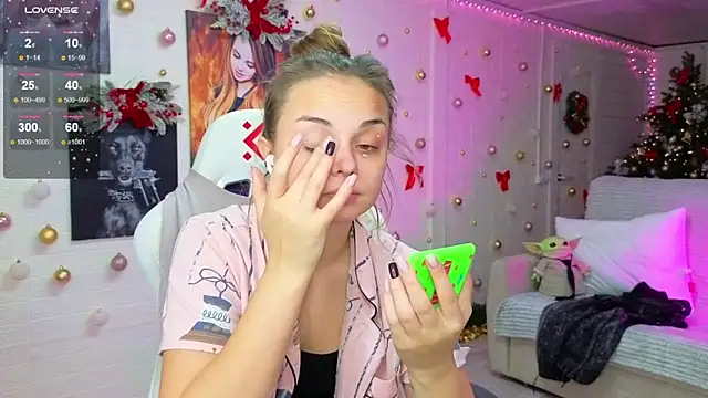 Snapshot of Misss_Vikk chatting on 01.09.26 Misss Vikk online show from 01.09.26