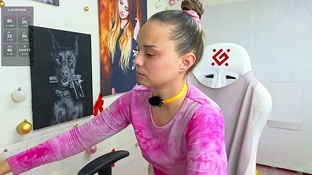 Misss Vikk online show from 02.05.26