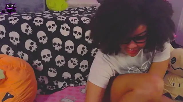 N1NT3NDH03 online show from 12.17.24