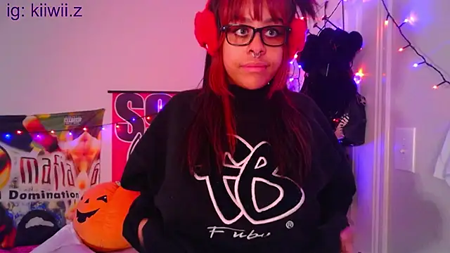 N1NT3NDH03 online show from 02.20.25