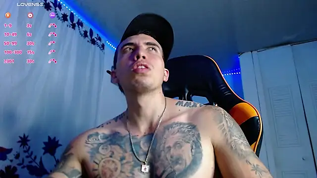 Snapshot of Adam_Hudsond chatting on 12.16.25 Adam Hudsond online show from 12.16.25