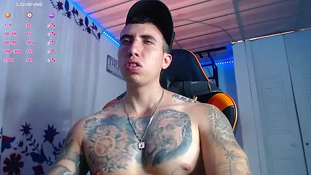 Snapshot of Adam_Hudsond chatting on 01.09.26 Adam Hudsond online show from 01.09.26