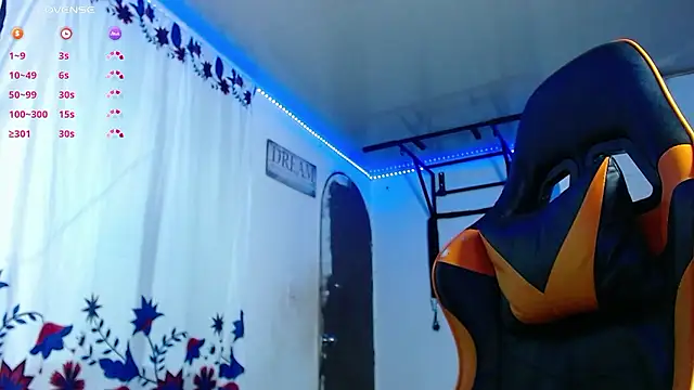 Snapshot of Adam_Hudsond chatting on 01.16.26 Adam Hudsond online show from 01.16.26