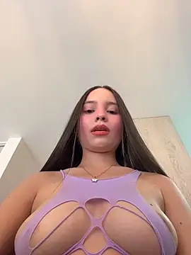 Snapshot of MiaJacksonn chatting on 04.24.26 MiaJacksonn online show from 04.24.26
