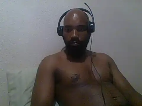 Snapshot of KAYBEEDEFREAK chatting on 01.11.25 KAYBEEDEFREAK online show from 01.11.25