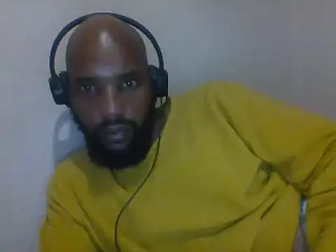 Snapshot of KAYBEEDEFREAK chatting on 02.17.25 KAYBEEDEFREAK online show from 02.17.25