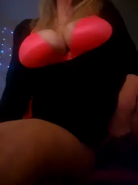 Snapshot of IMS_BHAVEN chatting on 02.23.25 IMS BHAVEN online show from 02.23.25