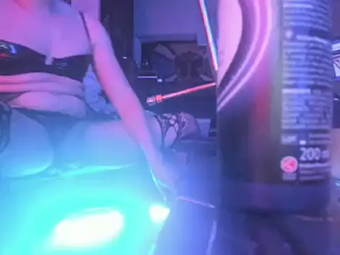 slankecrosdresser online show from 12.11.24