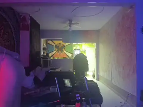 slankecrosdresser online show from 12.11.24