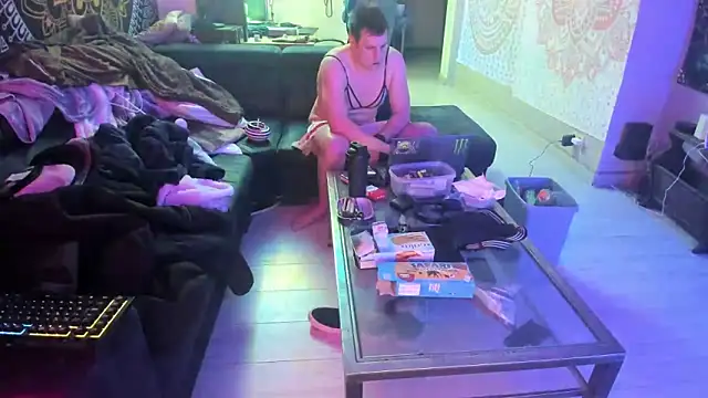 slankecrosdresser online show from 02.16.25