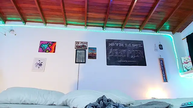 RyanCarter  online show from 02.08.25