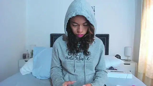 ZulyMichels online show from 02.11.25