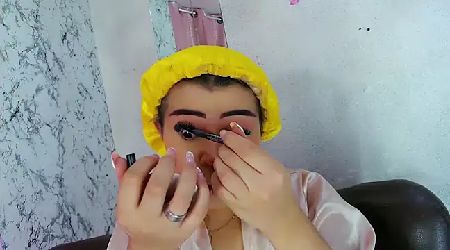 Snapshot of Alexandra_Hornny chatting on 02.04.25 Alexandra Hornny online show from 02.04.25