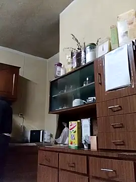 White rabbit  online show from 12.10.24