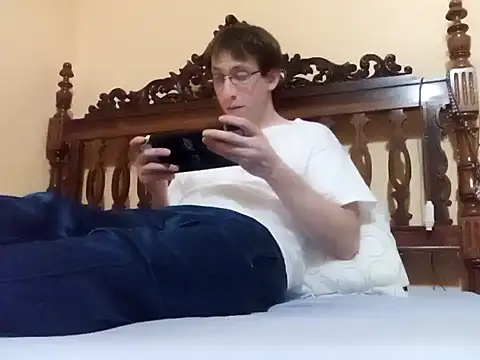 White rabbit  online show from 01.11.25