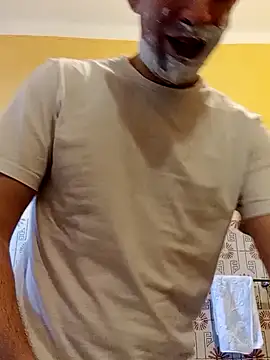 White rabbit  online show from 01.25.25