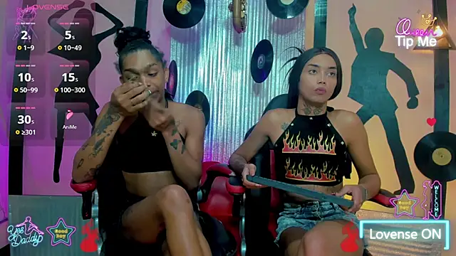 nickyminach  online show from 01.08.26