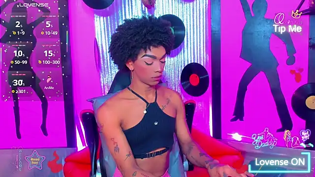 nickyminach  online show from 02.28.26