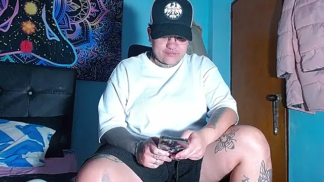 Snapshot of Techno_420_ chatting on 02.17.26 Techno 420 online show from 02.17.26