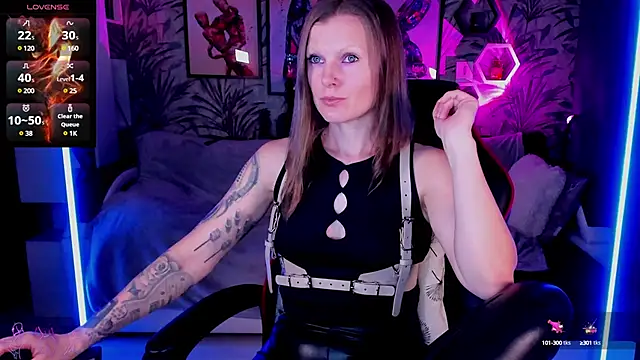 Devi Evi online show from 02.06.25