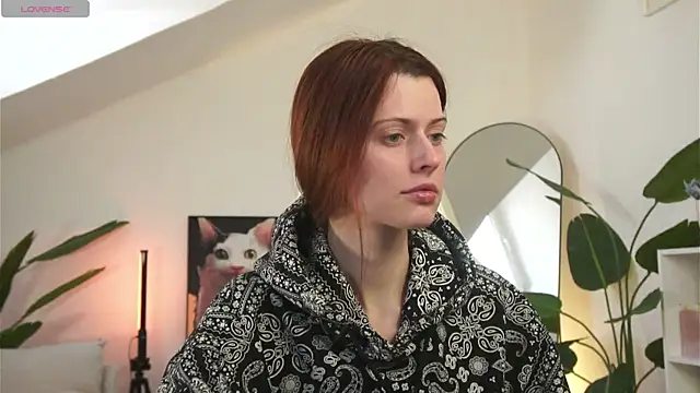 Snapshot of doll_lesli chatting on 02.22.26 doll lesli online show from 02.22.26