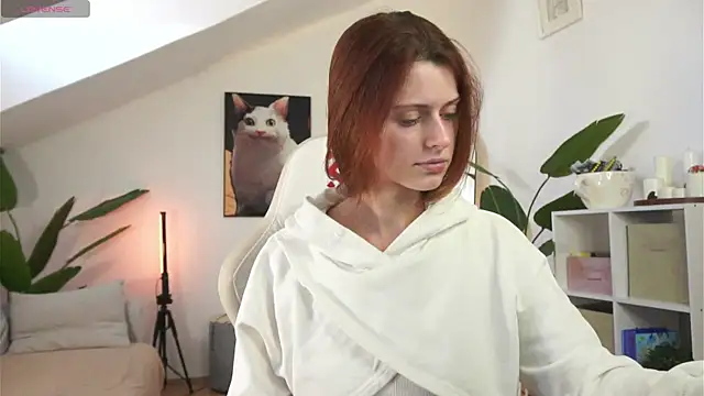 Snapshot of doll_lesli chatting on 02.27.26 doll lesli online show from 02.27.26