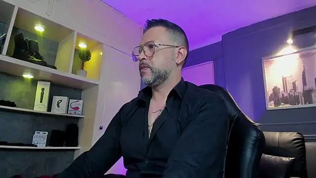 Snapshot of MrFrank_tattoo chatting on 01.17.26 MrFrank tattoo online show from 01.17.26