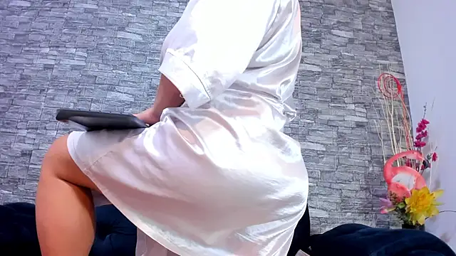 LizzRouse online show from 02.09.25