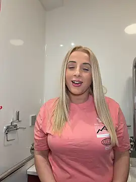 Strongqueen online show from 04.17.26