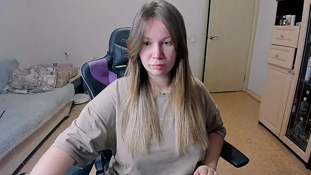 stella vestal online show from 11.15.25