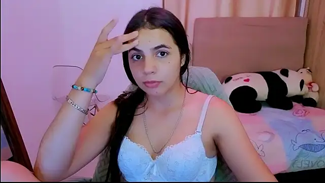  elenna online show from 04.13.26