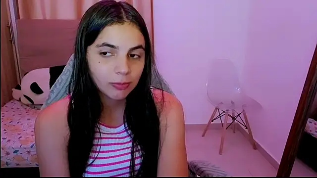 Snapshot of _elenna chatting on 05.13.26 elenna online show from 05.13.26
